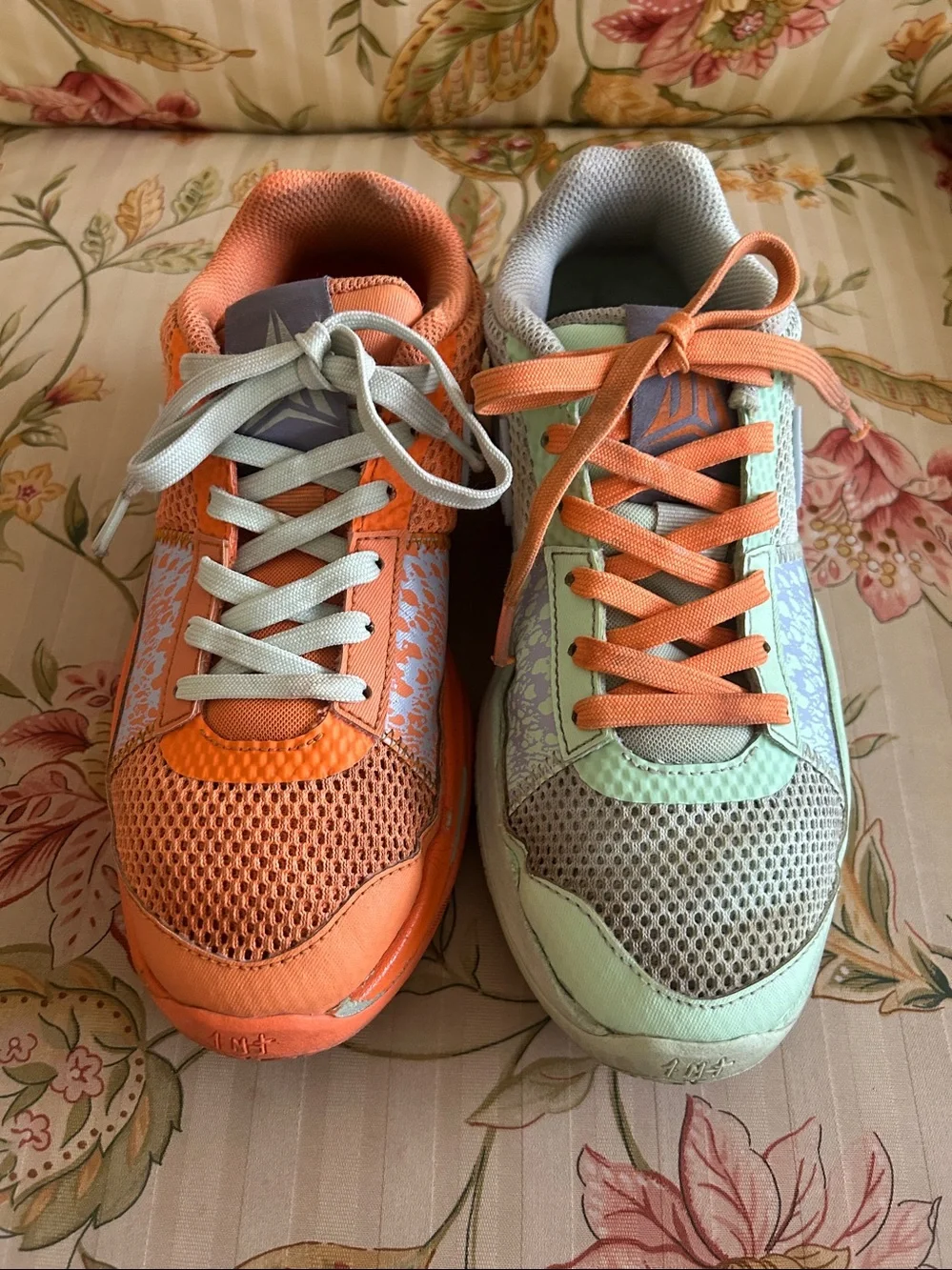 Nike JA 1 Mismatched Sneakers 4.5Y RARE